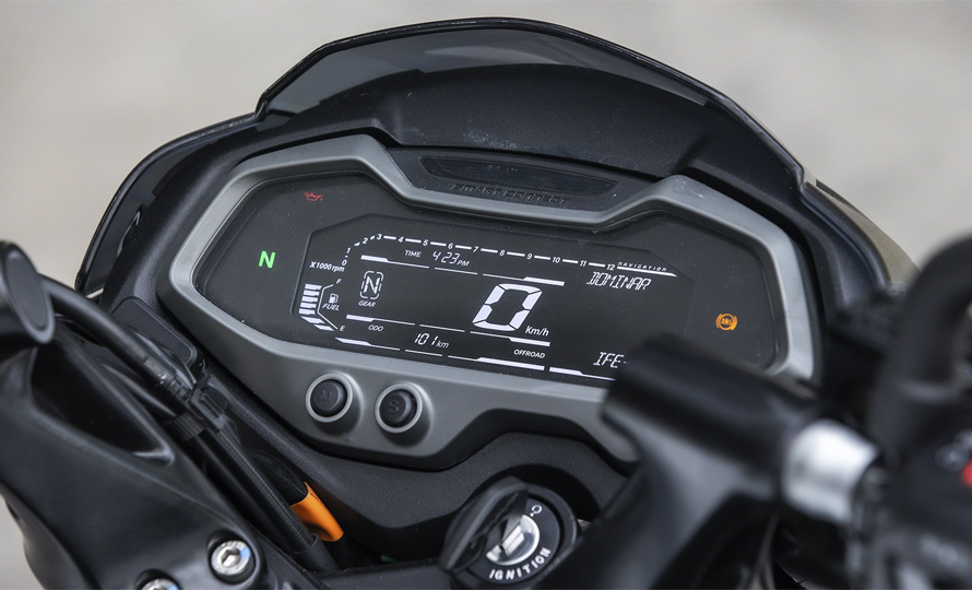 bajaj200 (11).jpg?v=1746542462?v=1746549119?v=1751562489?v=1751640138